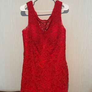 Red Lace Sleeveless Women's Dress